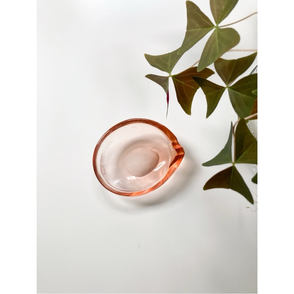 Mid Century Modern Pink Art Glass Ashtray Vintage Trinket Dish Coquette Pretty